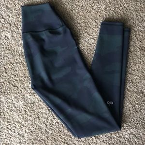 Alo Yoga Pants